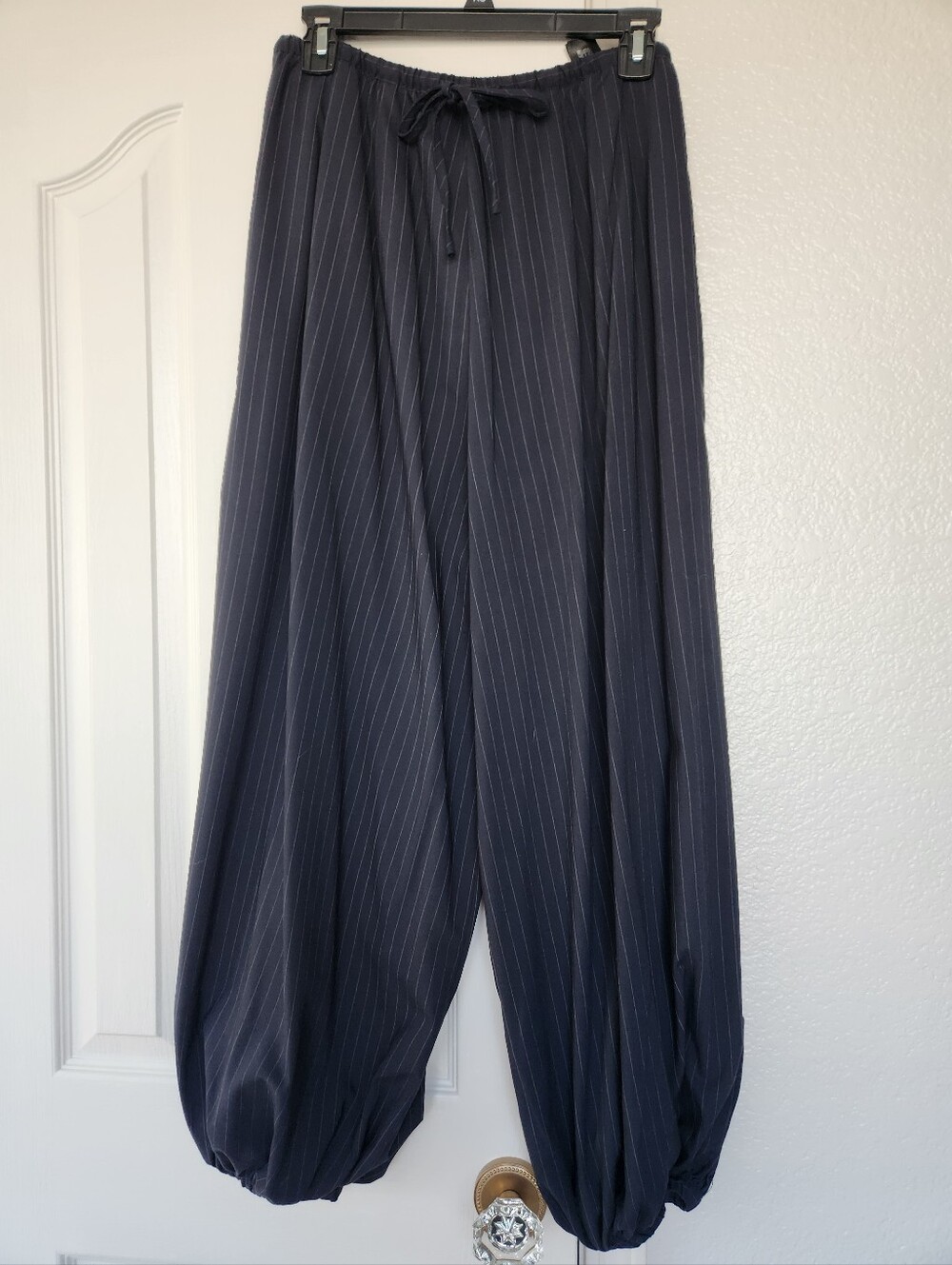 ZARA Navy Pinstripe Harem Pants Size M